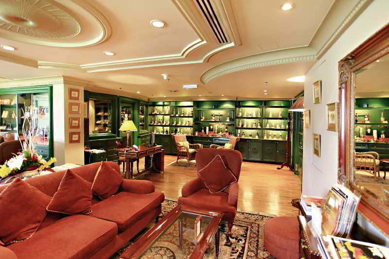 The Apartments At Merdeka Palace Hotel กูชิง ภายนอก รูปภาพ